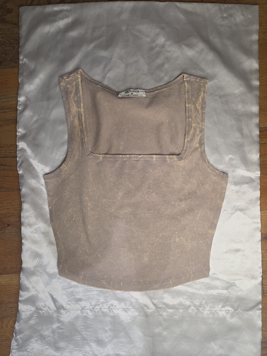 Zenana Outfitters Tops - Zenana Outfitters Taupe Square-Neck Crop Tank